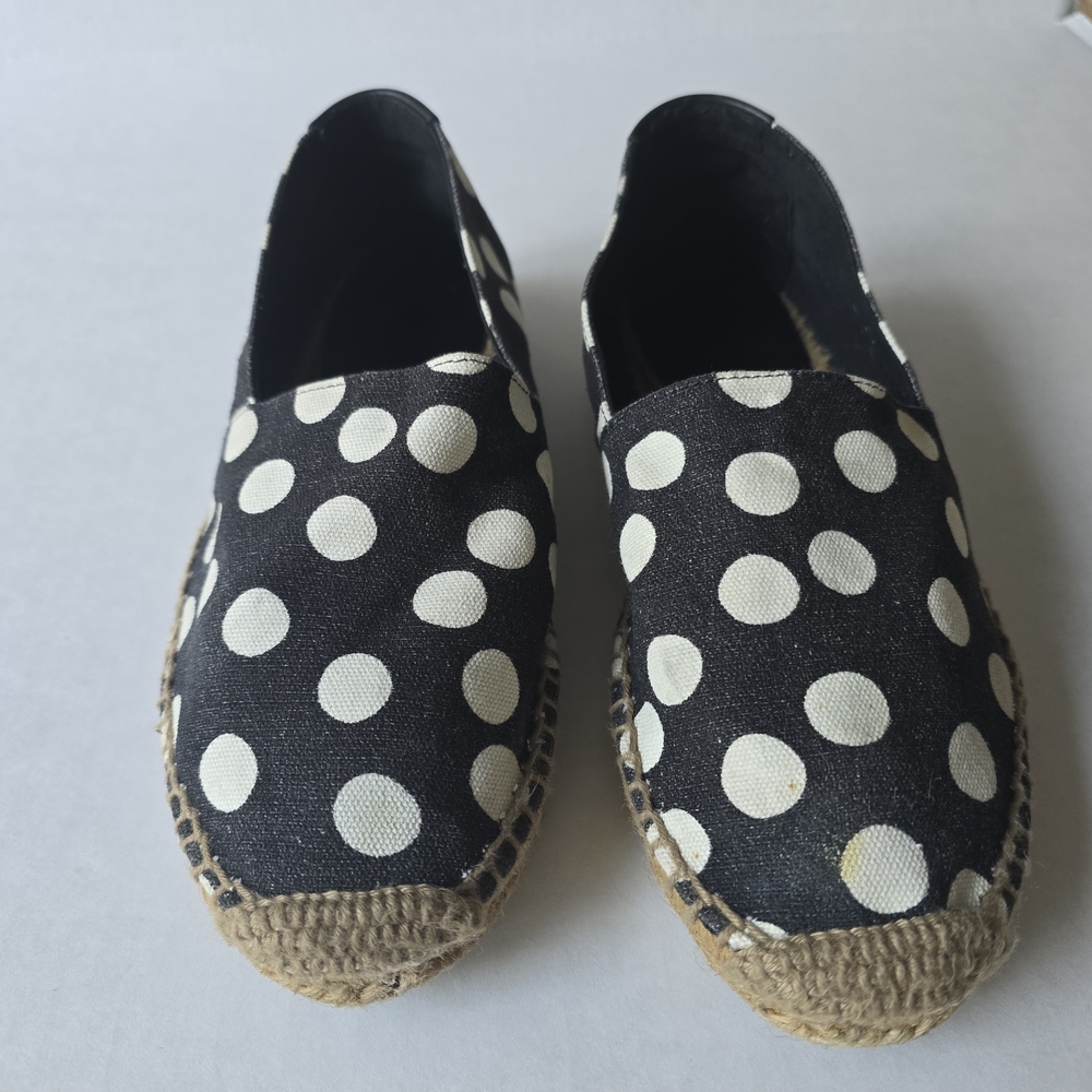 Saint Laurent Tan Textured Sole